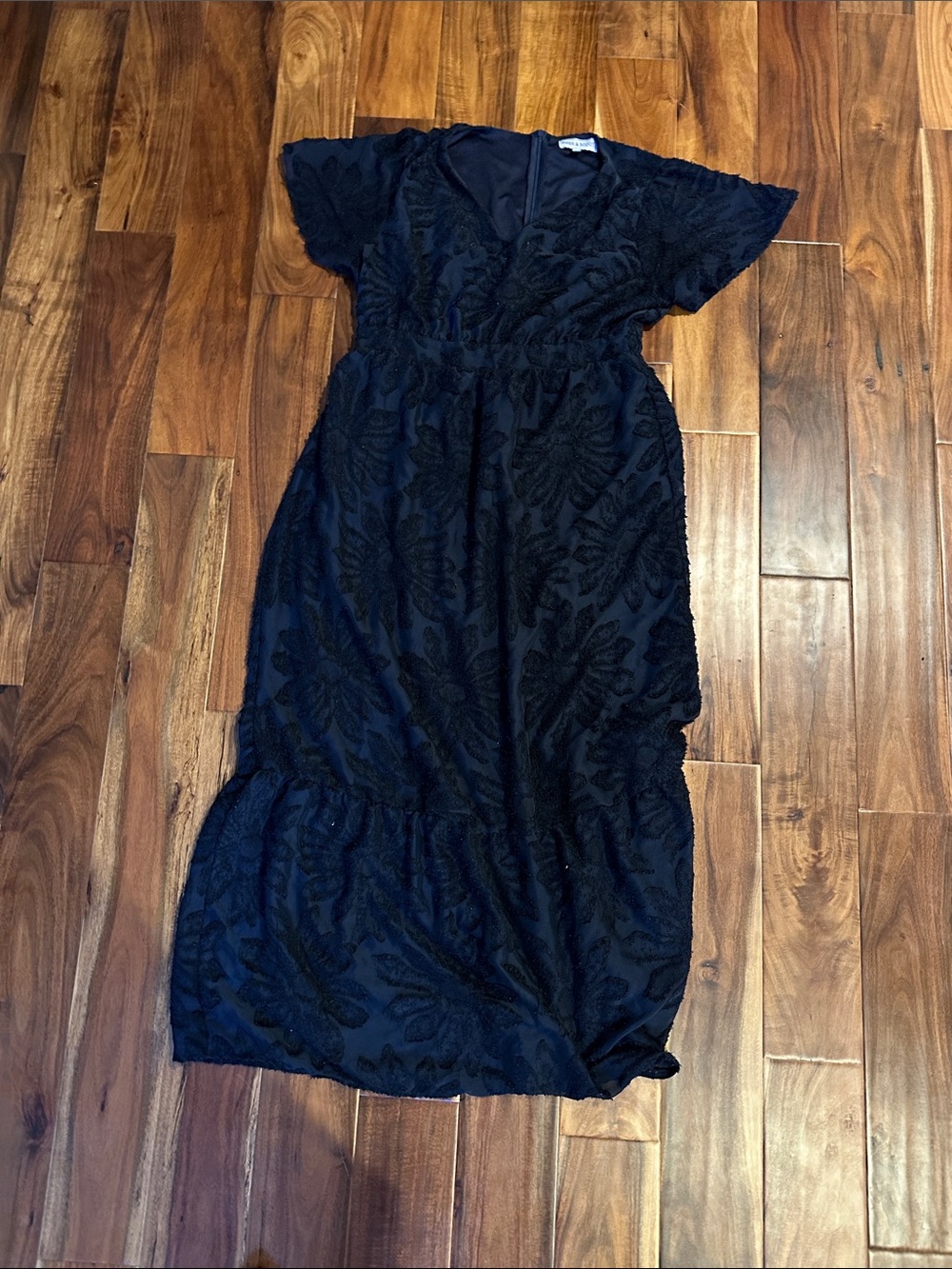Navy Textured V-Neck Maxi Dress - Women